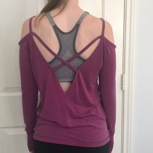 GapFit Breathe Magenta Long Sleeve Shirt